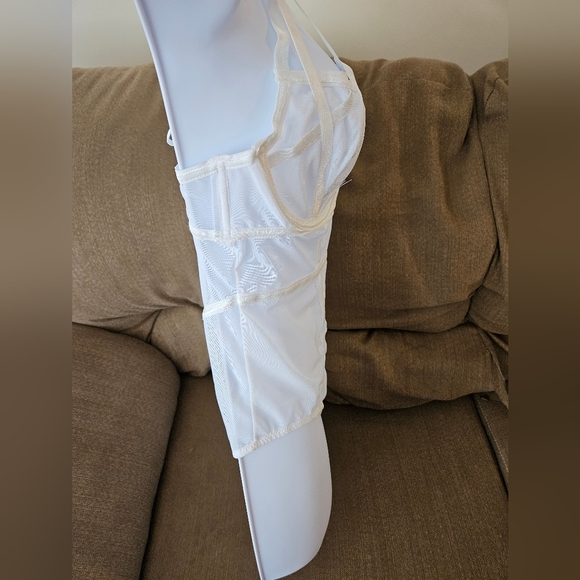 Isle Be Yours - Pearl - Picture 6 of 8